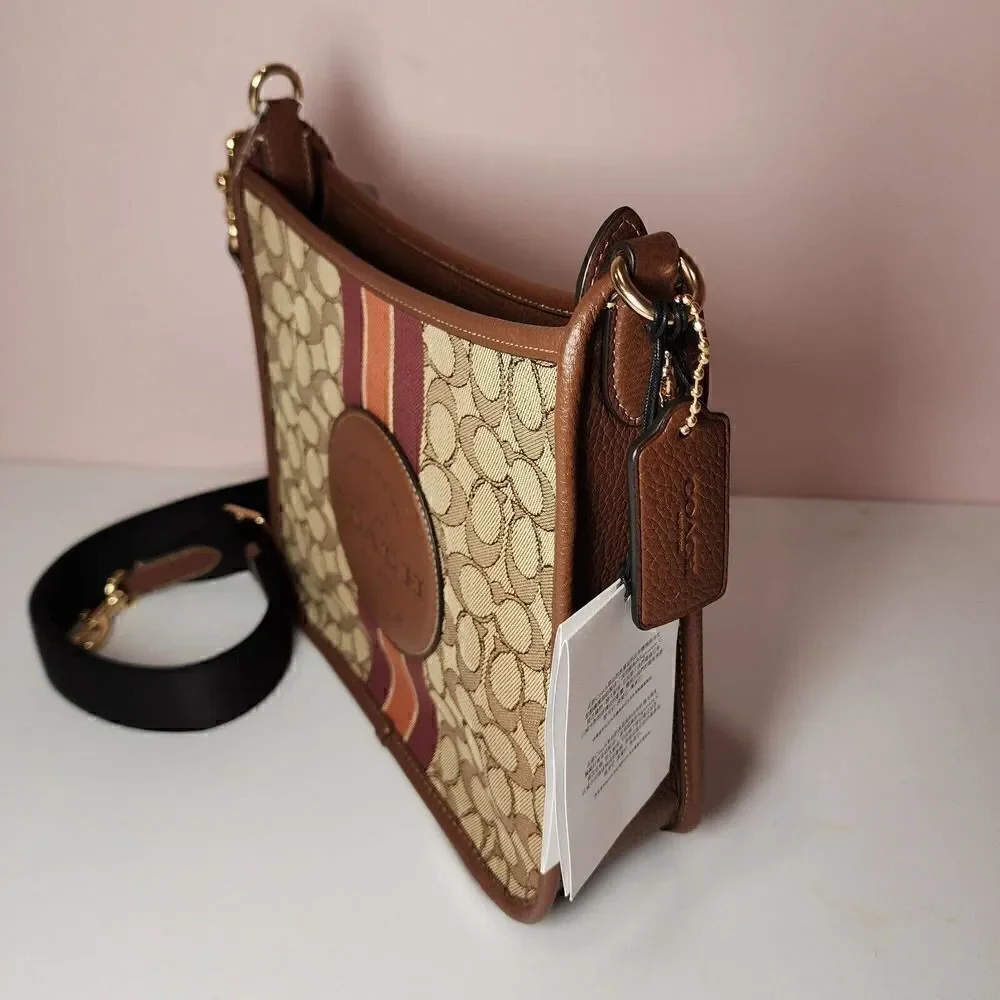 NWT COACH CA195 Dempsey File Bag In Signature Jacquard Stripe Patch Sadd…